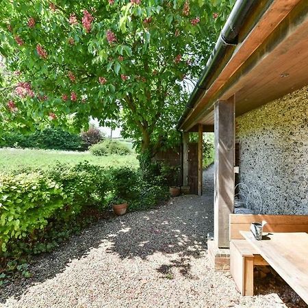 Shepherds Barn West Dean エクステリア 写真