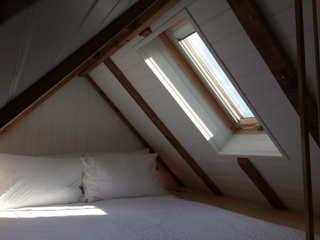 Shepherds Barn West Dean エクステリア 写真
